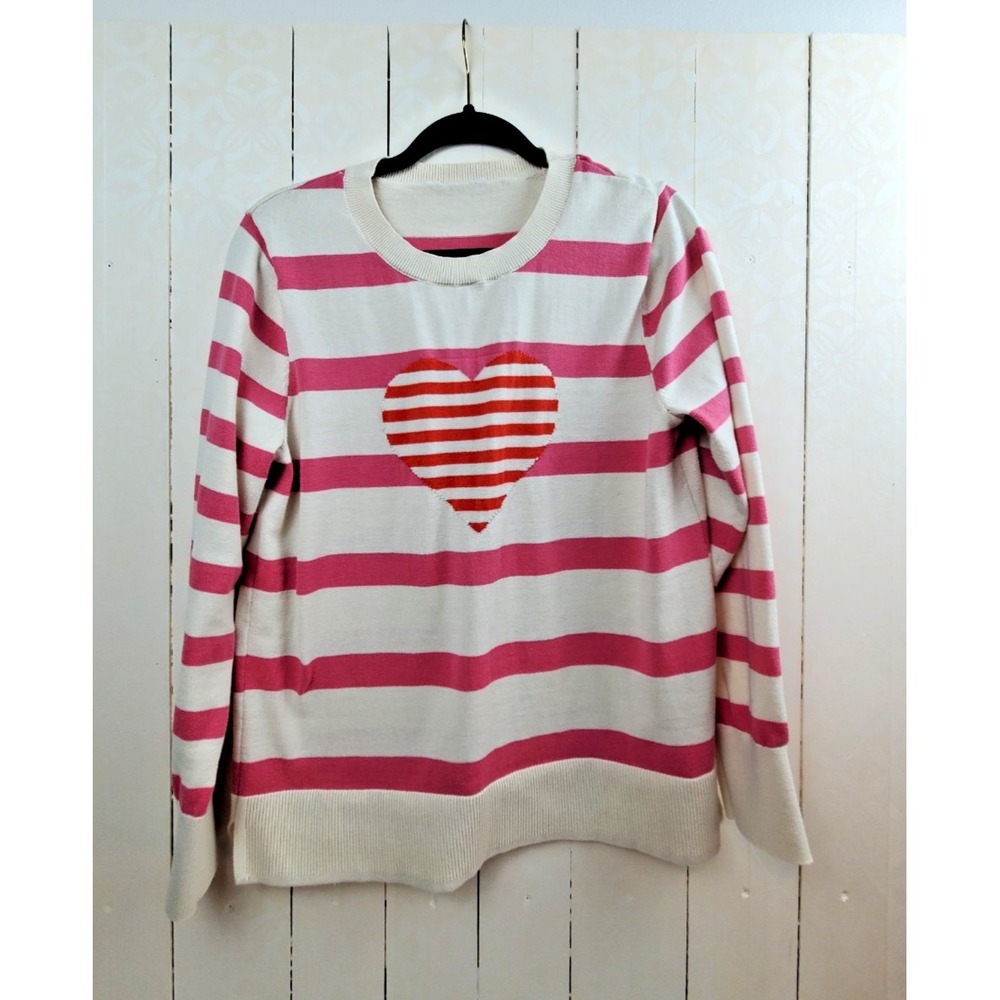Pink and White Striped Heart Graphic Crew Neck Lightweight Knit Sweater